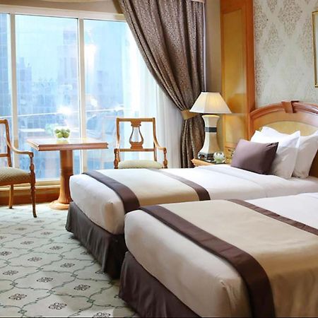 דובאי Knight Castle Hotel - Formerly Known As Carlton Palace Hotel מראה חיצוני תמונה