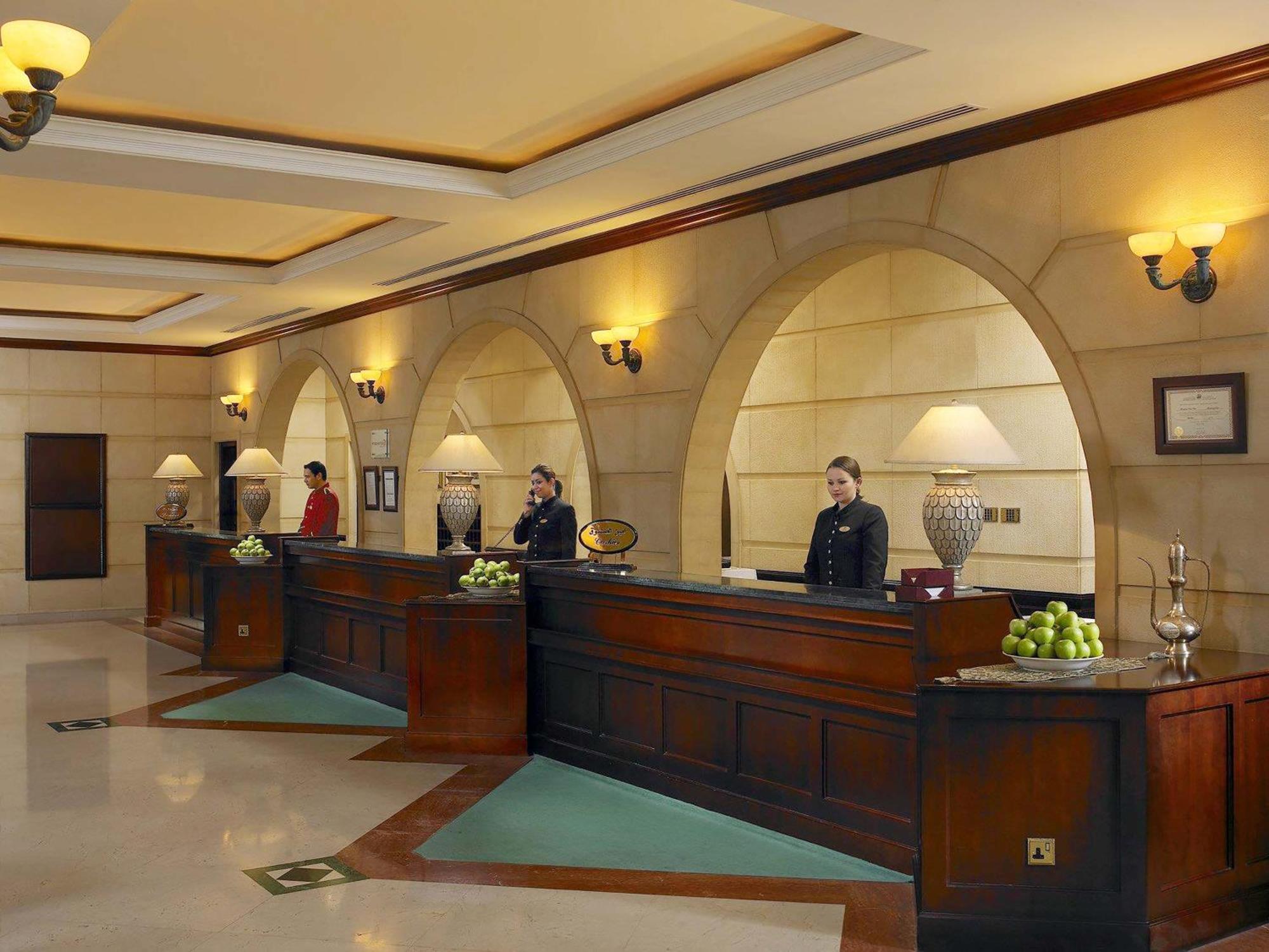 דובאי Knight Castle Hotel - Formerly Known As Carlton Palace Hotel מראה חיצוני תמונה