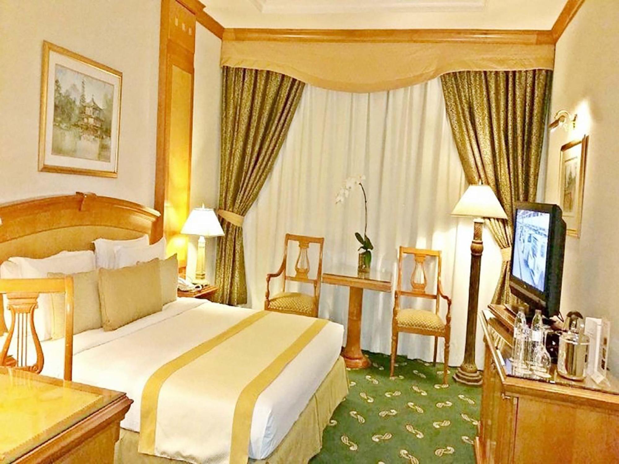 דובאי Knight Castle Hotel - Formerly Known As Carlton Palace Hotel מראה חיצוני תמונה