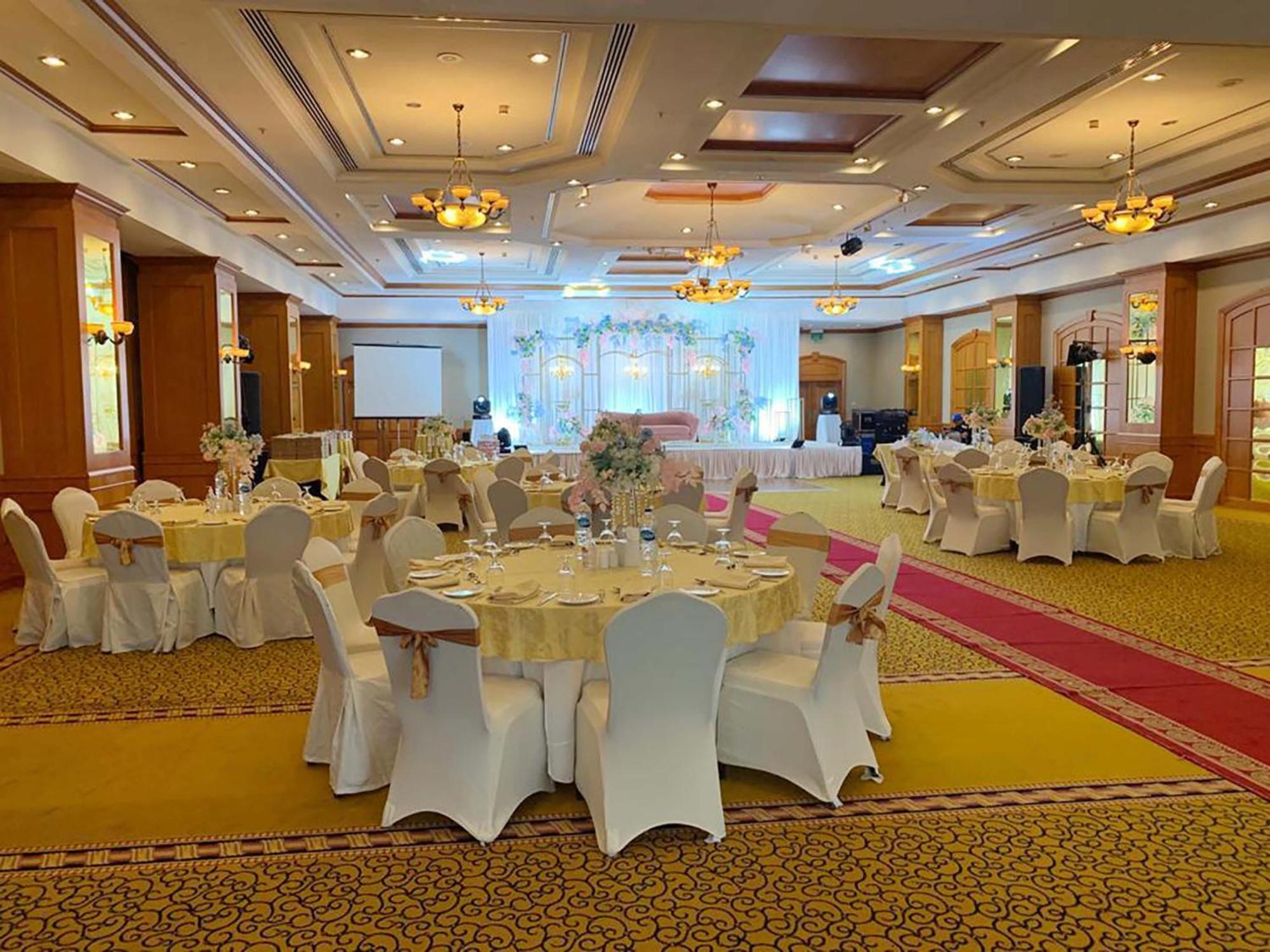 דובאי Knight Castle Hotel - Formerly Known As Carlton Palace Hotel מראה חיצוני תמונה
