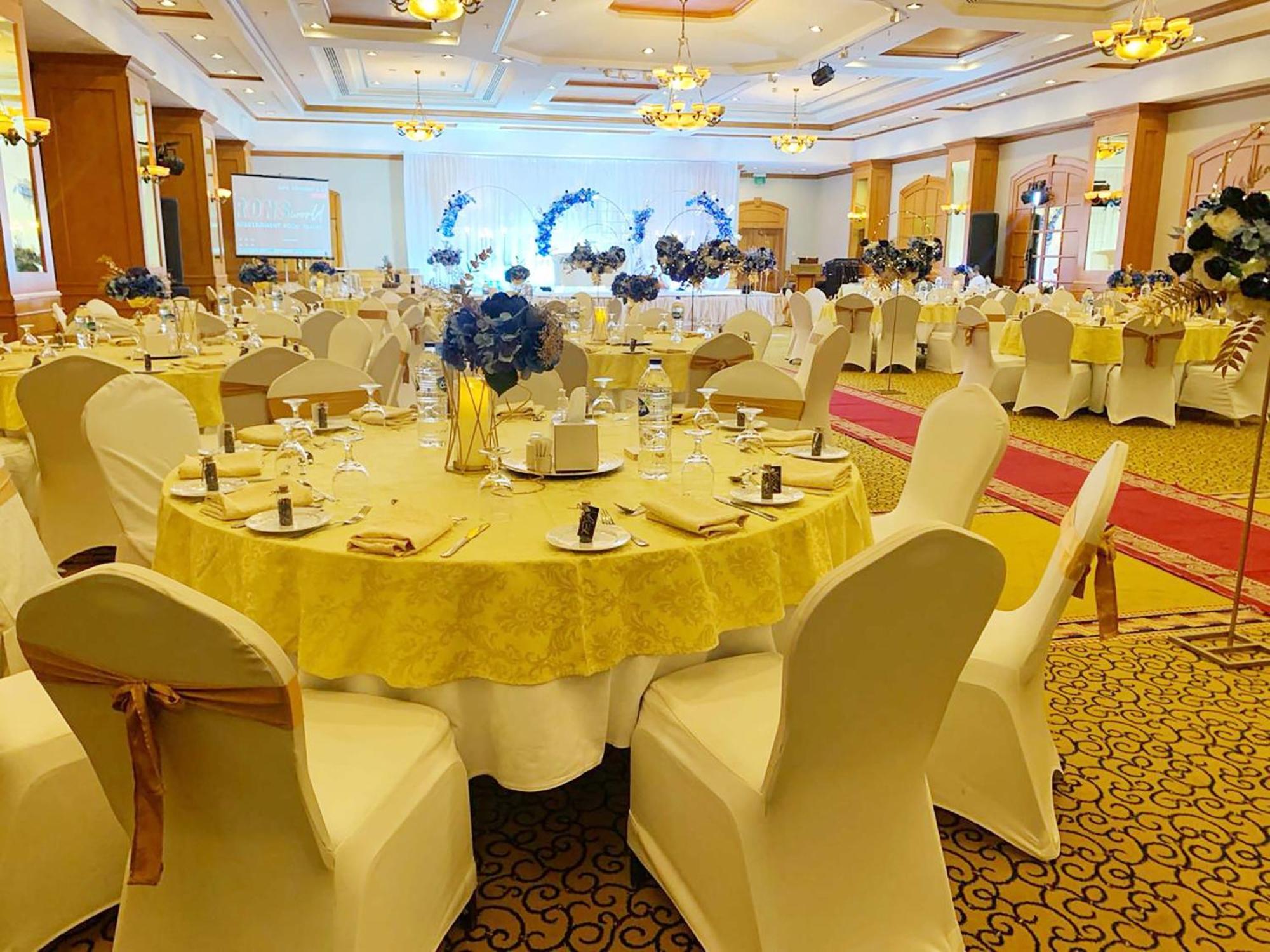 דובאי Knight Castle Hotel - Formerly Known As Carlton Palace Hotel מראה חיצוני תמונה